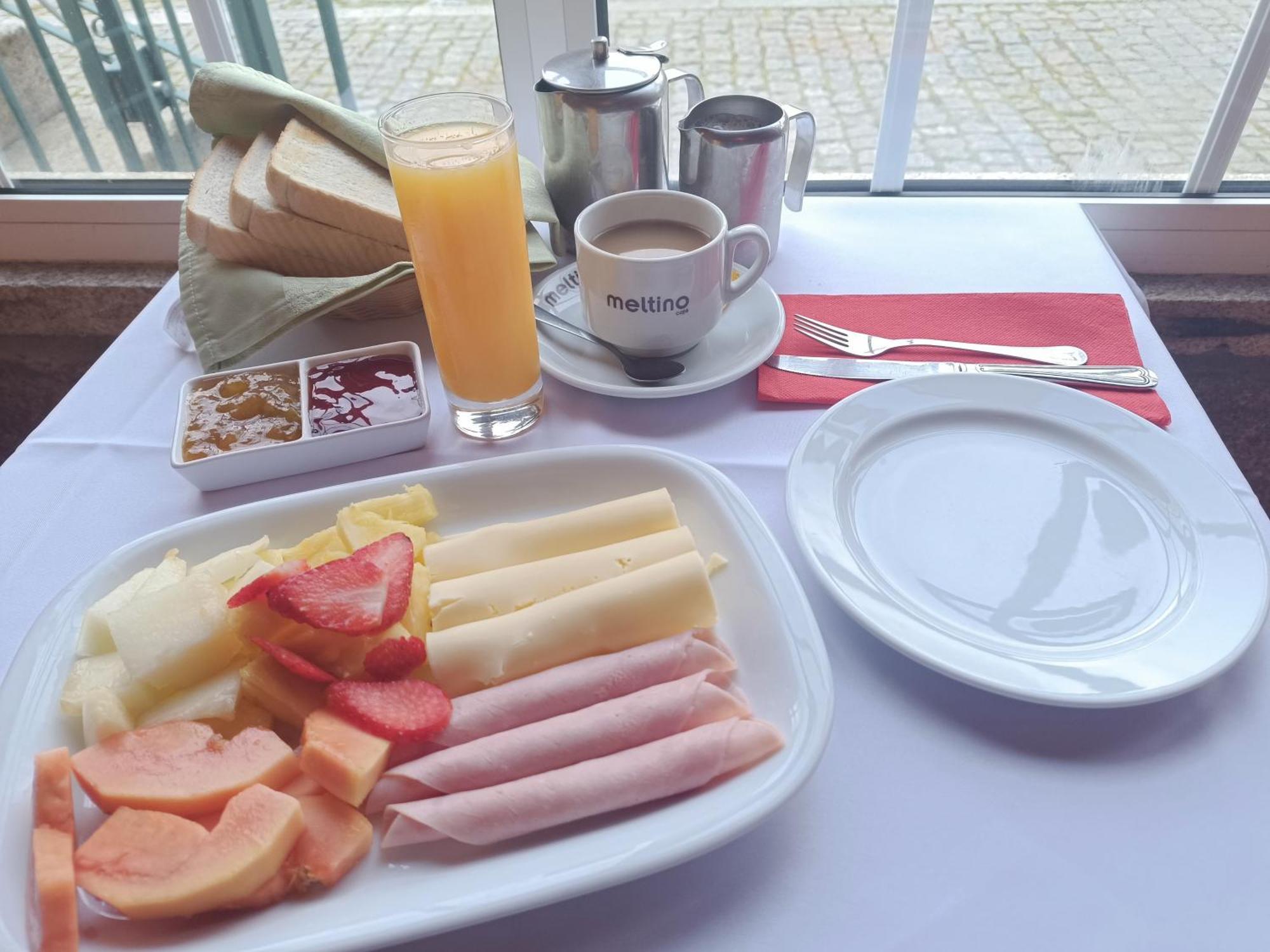 Casa Do Destro Guest House Понте да Барка Екстериор снимка